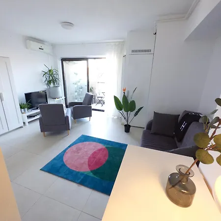 Cismigiu Bauhaus Apartment Bucharest